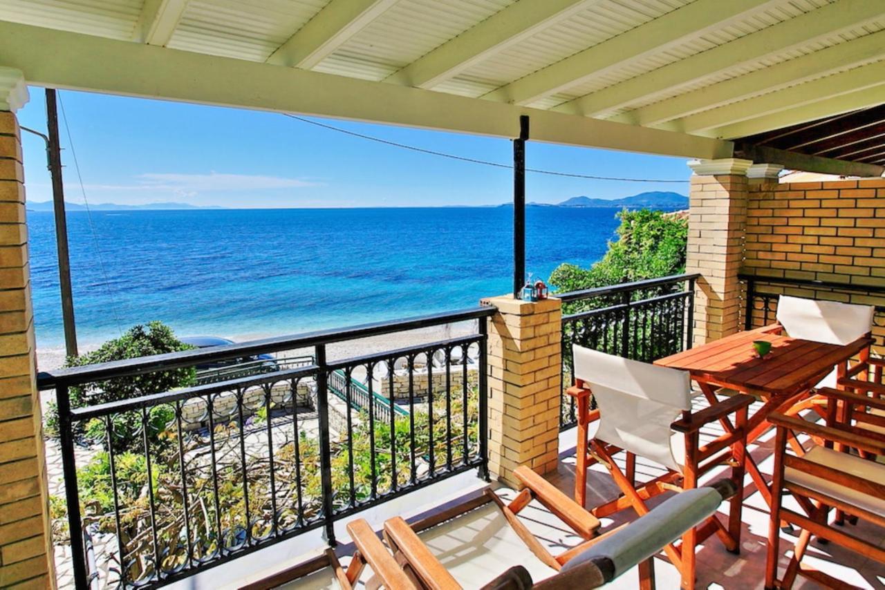 Kaminaki Beachfront Apartments Nisaki  外观 照片