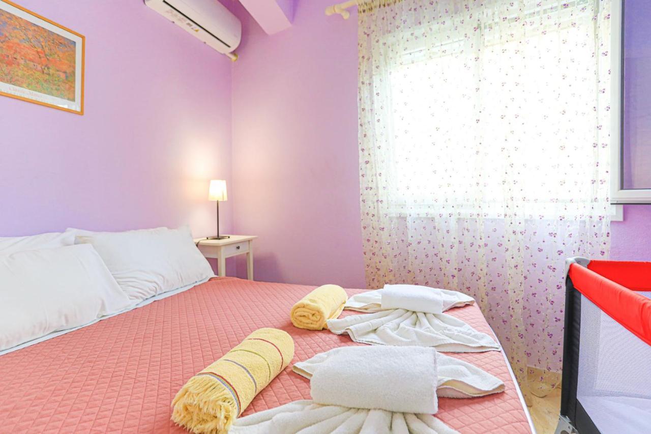 Kaminaki Beachfront Apartments Nisaki  外观 照片