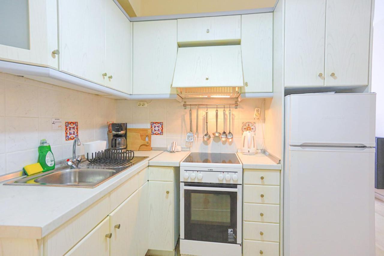 Kaminaki Beachfront Apartments Nisaki  外观 照片