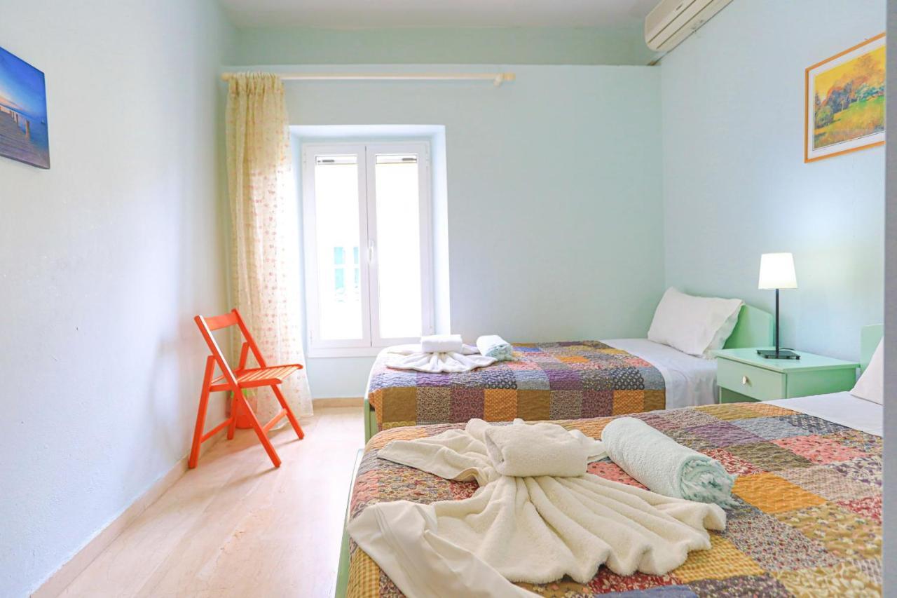 Kaminaki Beachfront Apartments Nisaki  外观 照片
